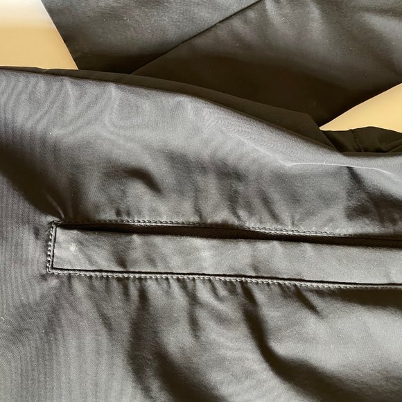 Theory black zip front jacket size large - Picture 9 of 15